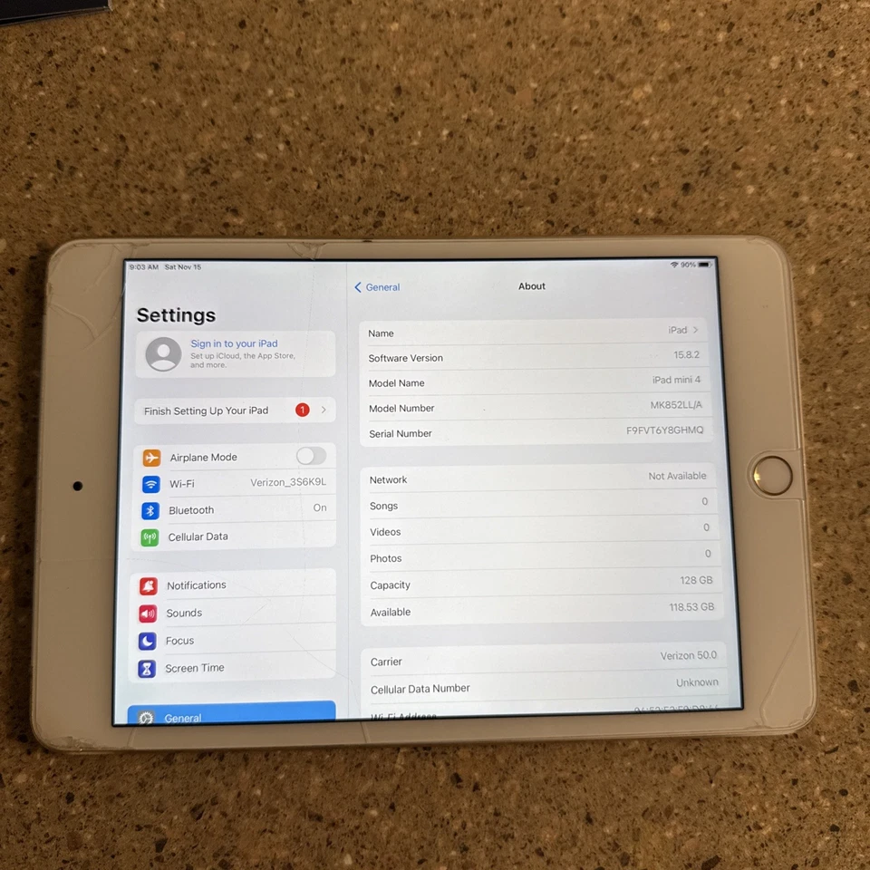 Apple iPad mini 4. Gen 128GB iOS 15.8.2 (WiFi Only) Roségold