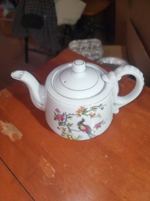 Aynsley Pembroke Bird & Florals Teapot & Lid Gold Trim by John Aynsley & Sons