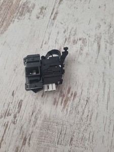 BAUKNECHT AW 7A3  C B Waschmaschine Türschloss Türverriegelung Schloß W10885440