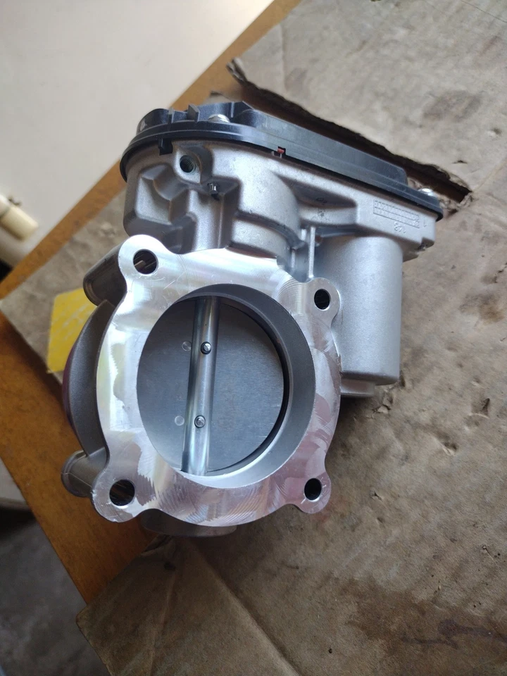 Cuerpo del acelerador TechSmart S20067 inyección de combustible Ford Escape Fusion C-max MKZ Milan Foto 3 de 4