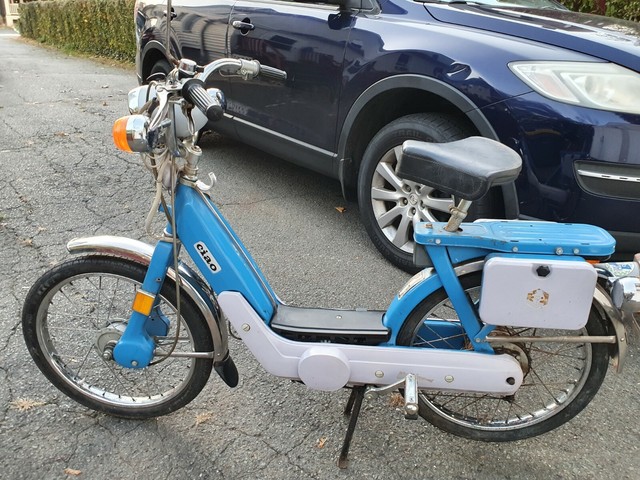 piaggio moped