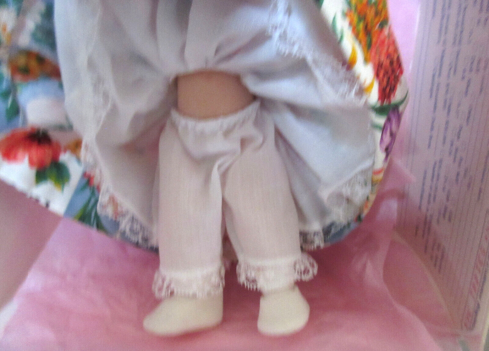 Lot of 2 Alexander 8" Nursery Rhyme Dolls: RING AROUND,  TO MARKET, TO MARKET