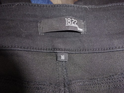 1822 denim cotton polyester spandex ~ women size 16 black , wide leg 28inseam - Picture 2 of 10