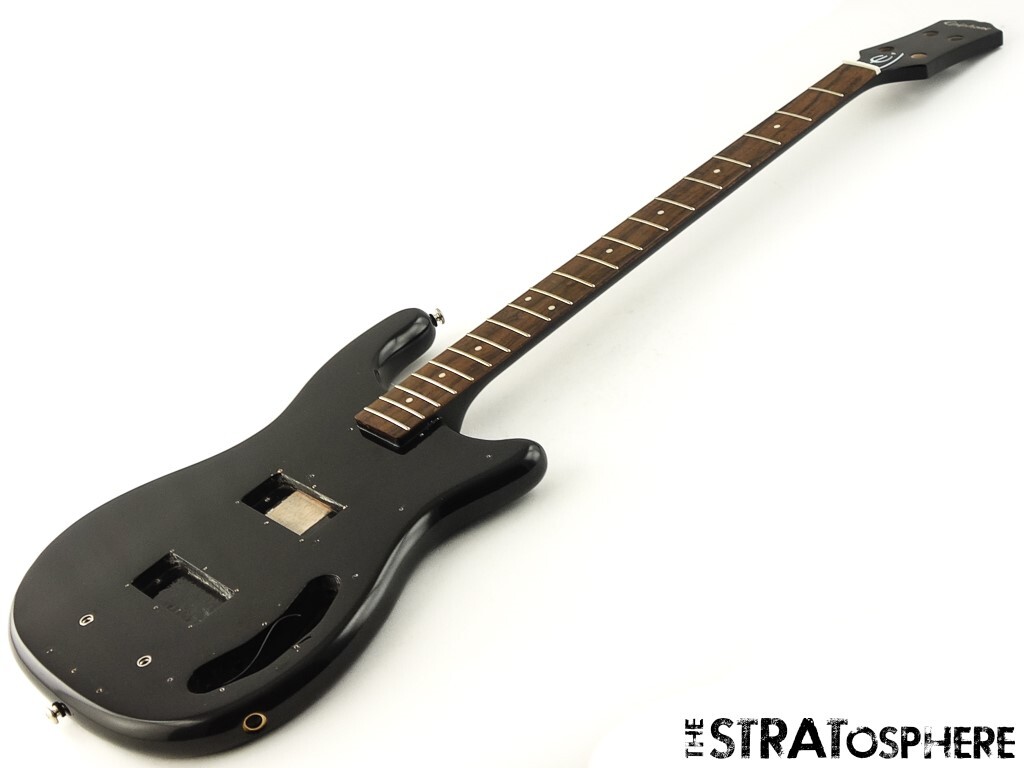 綺麗 Epiphone Embassy bass Black Epiphone Embassy Bass Black – Chicago Music Exchange
