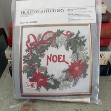 1979-Vintage~Bernat Christmas Stitchery Noel Wreath. Kit. New