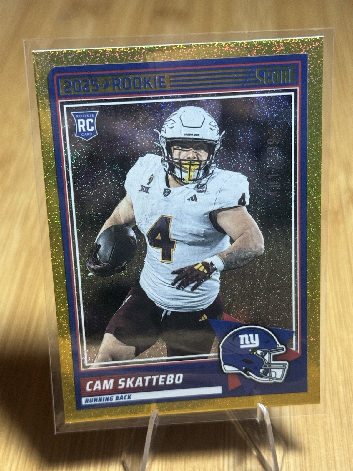 2025 Score - Rookies Cam Skattebo #1 Gold Dots /499 (RC)