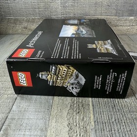 LEGO ARCHITECTURE: Louvre (21024) Brand New Sealed Never Opened Retired RARE