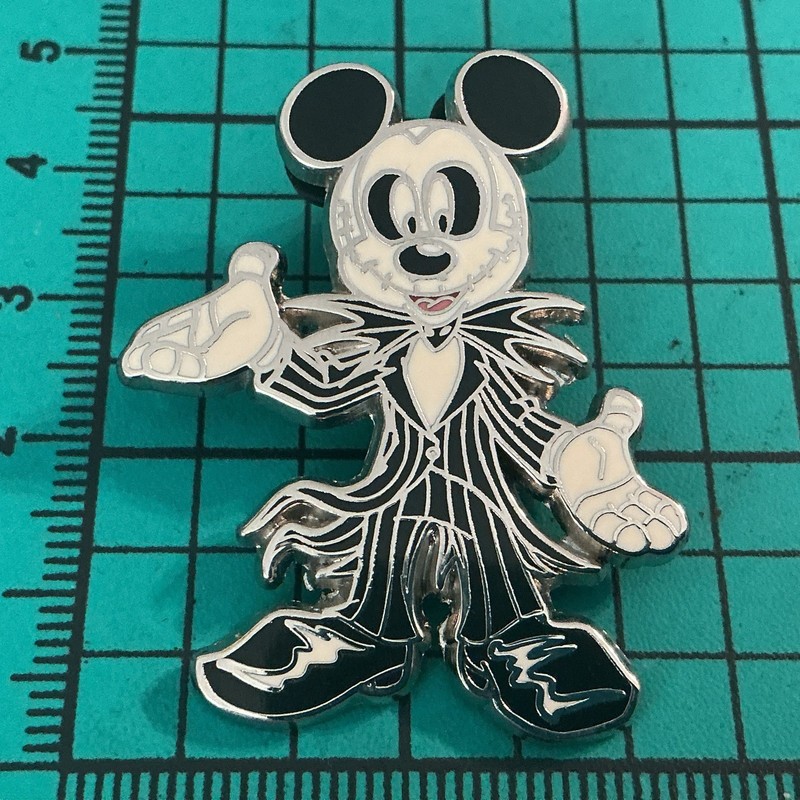 Disney 2008 Mickey Mouse Jack Skellington Pin
