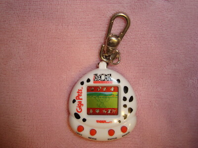 Giga Pets Disney 101 Dalmatians 1997 Tiger Electronics Keychain