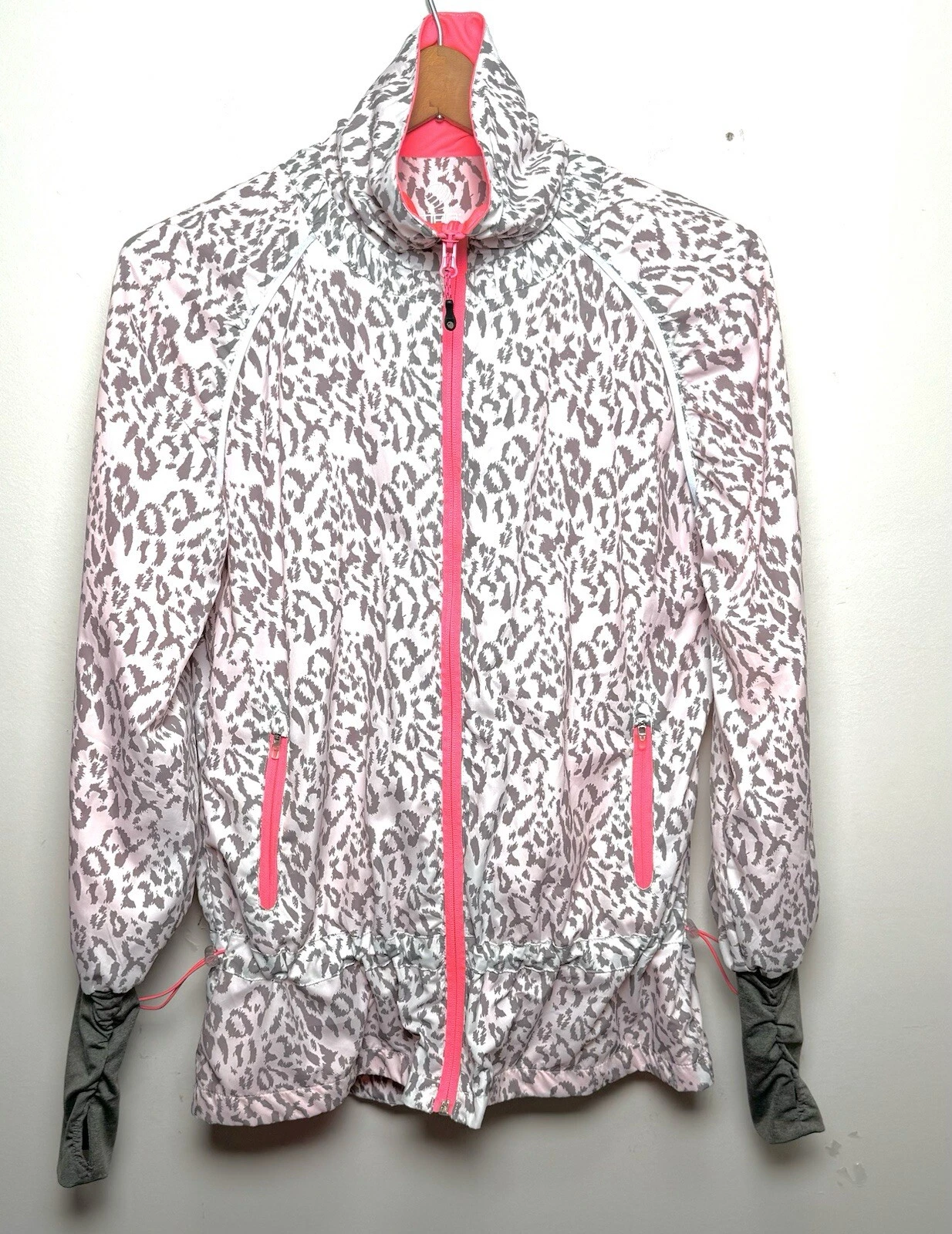mpg leopard athletic performance thumb hole full zip jacket