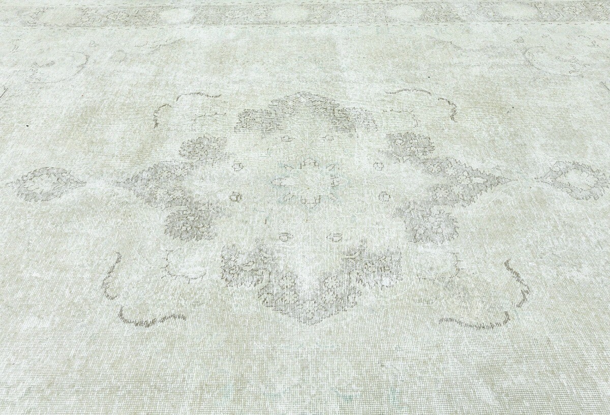 Traditional Muted Distressed Floral 9'3X12'7 Vintage Oriental Rug Wool