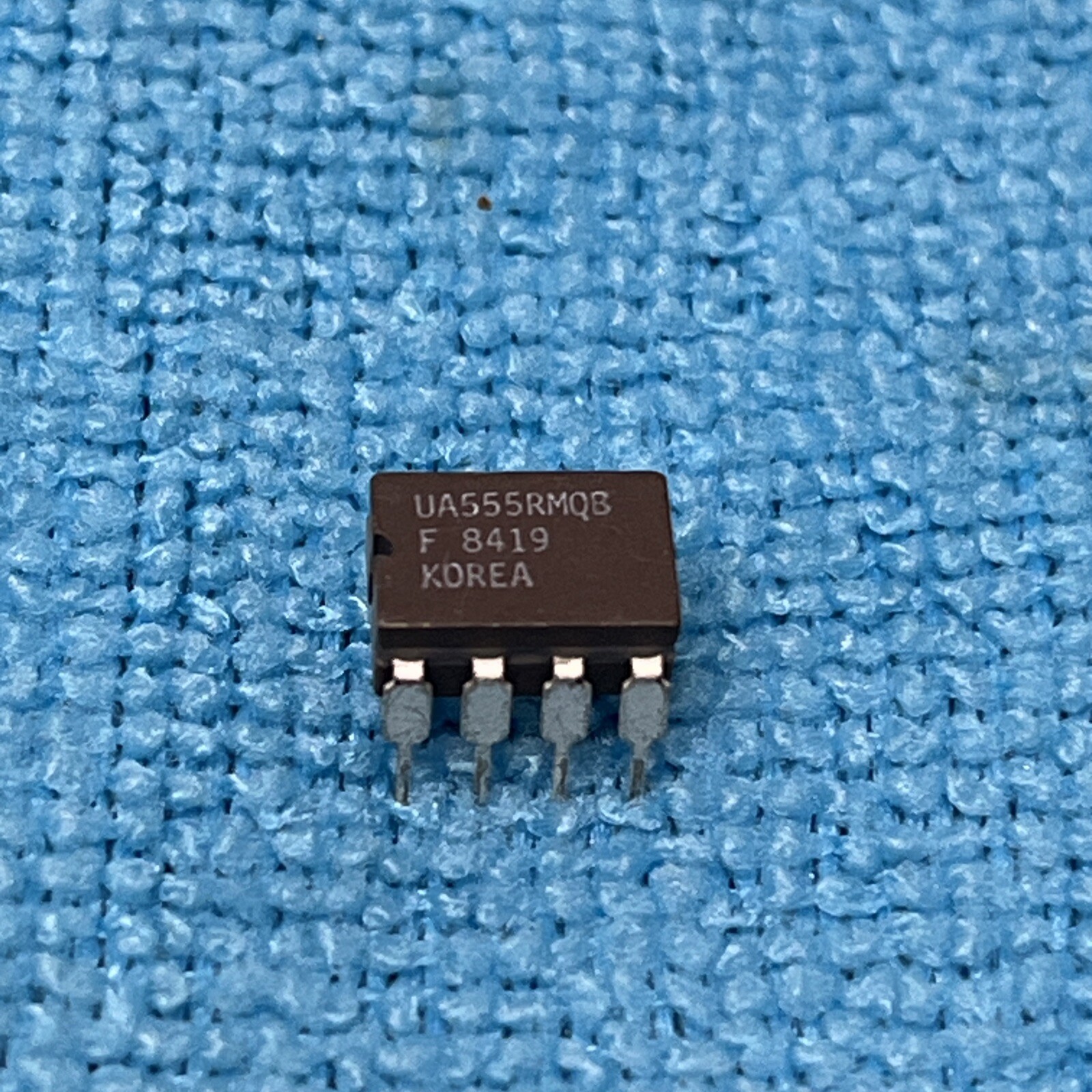FAIRCHILD ~ UA555RMQB ~ CERAMIC DIP 8 PIN IC