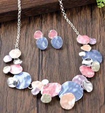 AVIANNA COLORFUL PASTELS CIRCLE DESIGNER FASHION NECKLACE & EARRING SET