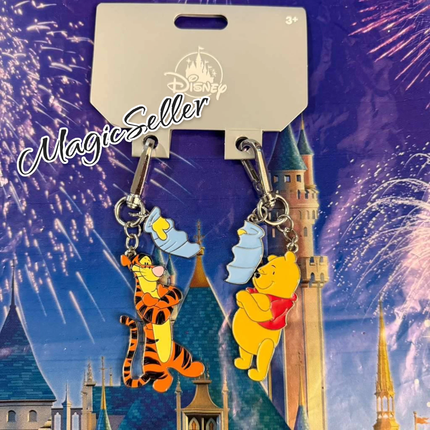 2026 DISNEY PARKS Winnie The Pooh & Tigger 2 Piece Keychain Set Bag Charm New