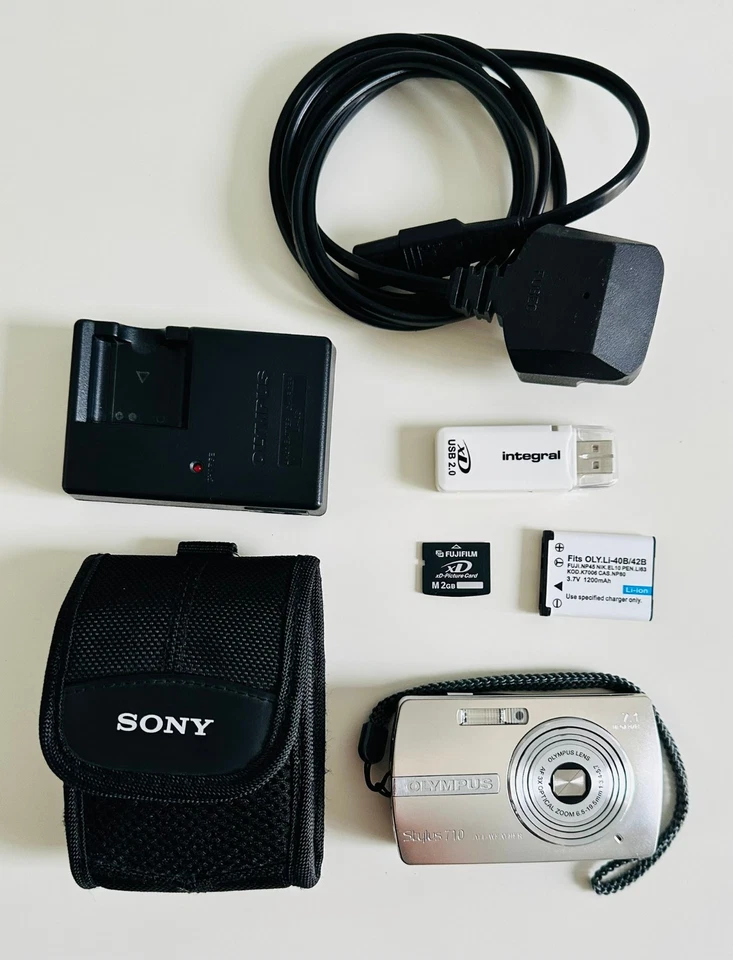 Olympus Stylus 710 All Weather 7.1MP Digital Camera, Case, SD Card, & charger - Image 2 of 4