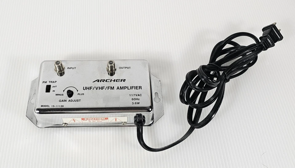 RadioShack Archer 15-1113B 20dB Signal Amplifier UHF/VHF/FM - Image 2 of 4