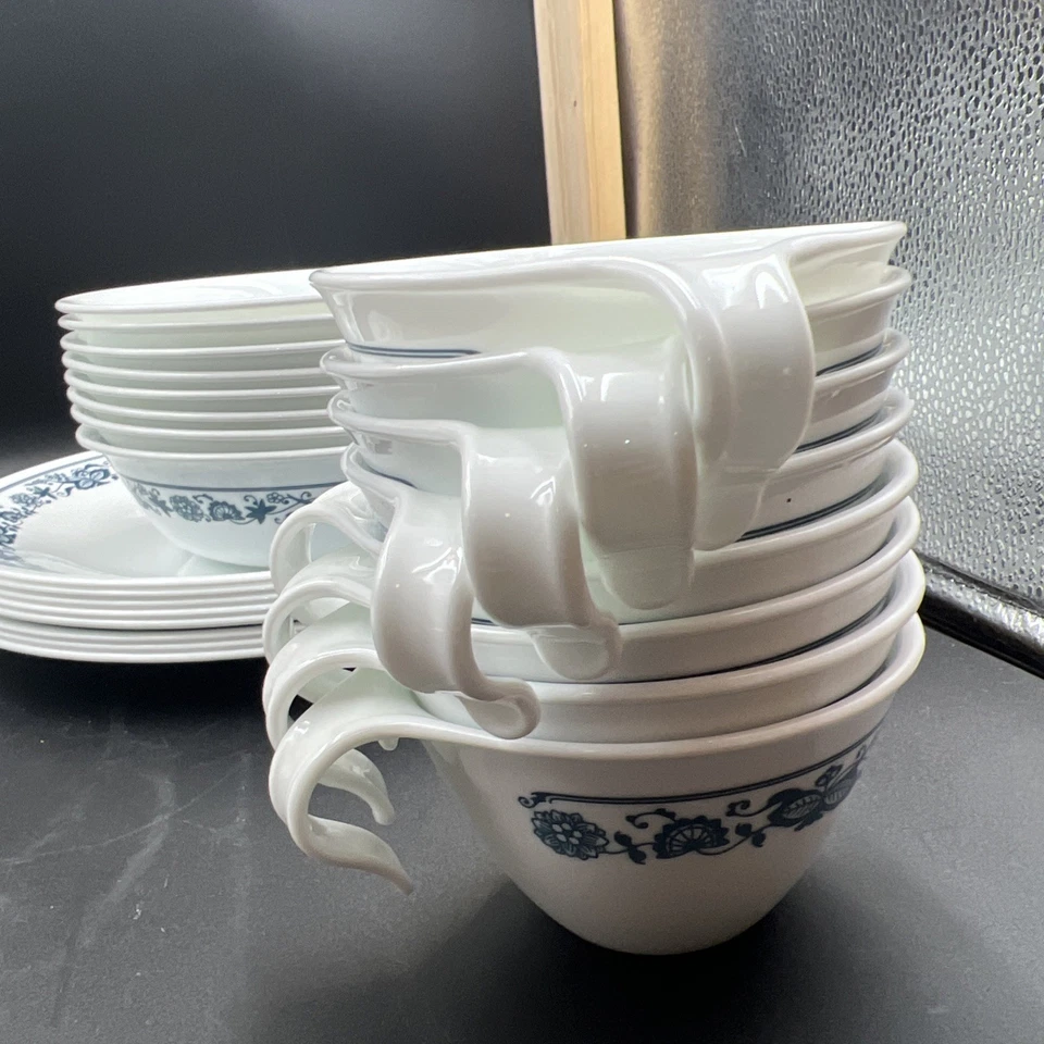 Juego de vajilla de 40 piezas Corelle Livingware By Corning Old Town Blue Onion LEER de colección Foto 3 de 4