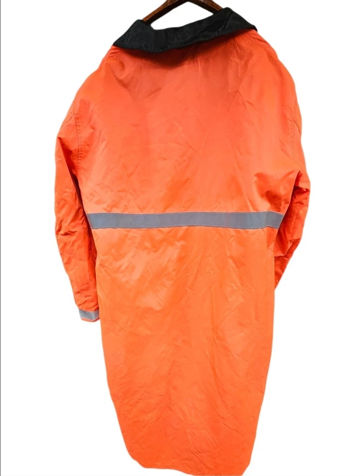 Vintage Blauer USA Reversible Raincoat Hi Vis Orange Black Trench 46R YKK Zip - Image 4 of 4