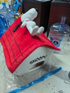 Rare Miniso Snoopy Dog House Bed Pet  Red Roof Large Cat Plush Doghouse With Tag