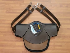 Stubben Equi-soft Belly Stud Girth with Removable Neoprene Girth Pad. Size 48"