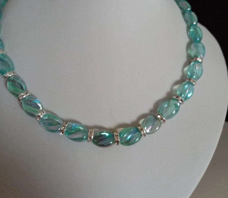 Perlen Halskette gedrehte Perlen aus Neu Gablonz und Kristall Rondellen 44+4 cm - Bild 2 von 4