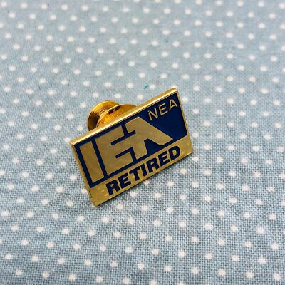 Illinois & National Education Association IEA NEA Retired Gold Tone Lapel Pin