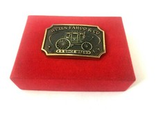 GREAT VINTAGE 1987 WELLS FARGO & CO OFFICIAL BRASS BELT BUCKLE