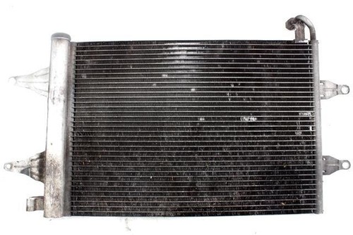 6Q0820411K Kondensator Kühler Klimaanlage A/C Volkswagen Fox 1.4 D