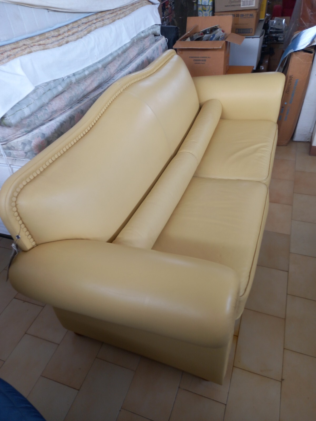 Foto 5 di 9