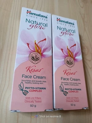 Crème visage Himalaya Natural Glow Kesar, paquet de 2 g f/livraison - Photo 1/4