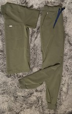 Figs Moss Men's XS Tansen Jogger Scrub Pants  Chisec Three-Pocket Scrub Top