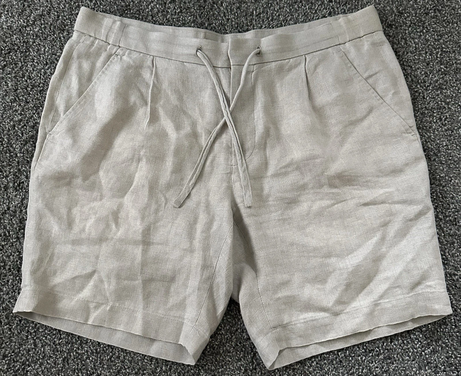 Suitsupply Ames Pleat Solbiati Linen Shorts Size EU50/US 34, Luxury