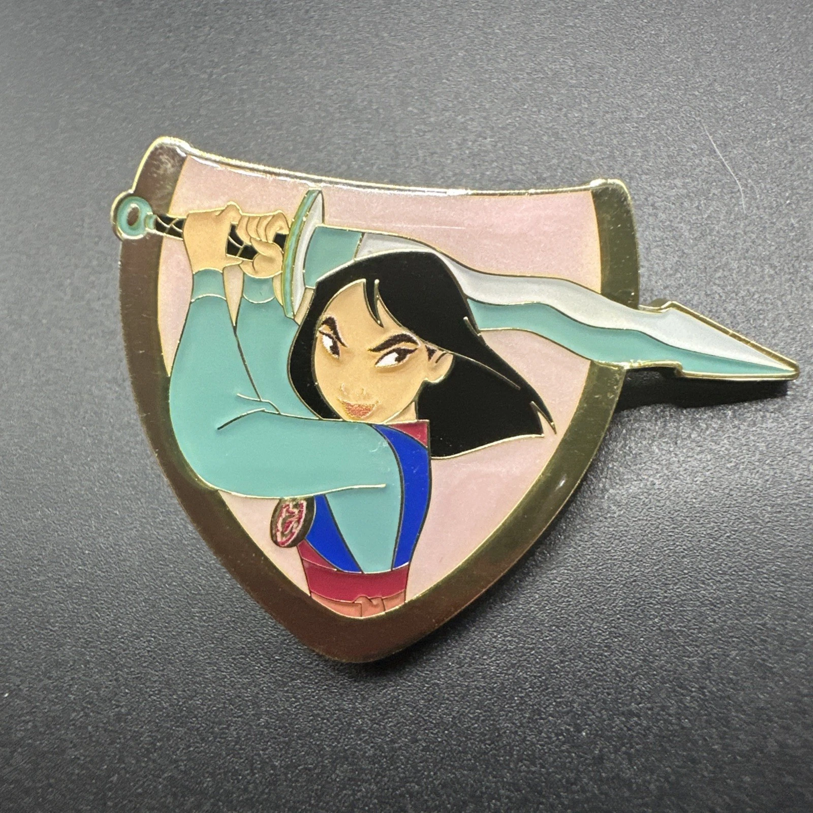 Disney Loungefly Mulan Characters Flower Puzzle Pin- Mulan