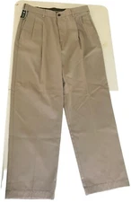 Haggar Dress Pants Pleated Khaki 32/30 Classic Fit Comfort Waist 100% Cotton NWT