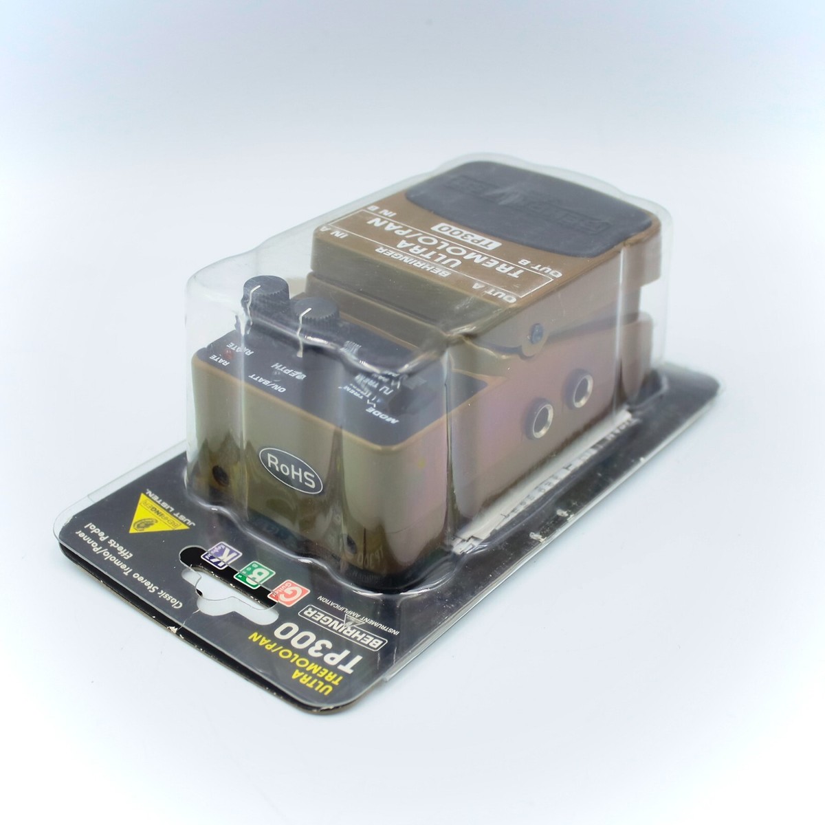 BEHRINGER(ベリンガー) TP300 ULTRA TREMOLO/PAN Behringer | Product | TP300
