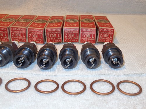 ( 1 ) .. ‘NOS’ Champion 2 Com-L Spark Plug .. take-apart design .. Made in USA - Picture 9 of 20