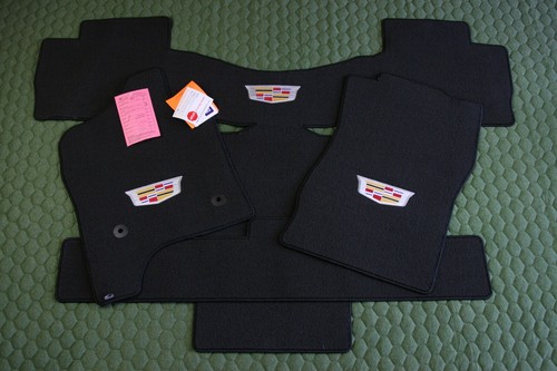 LLOYD MATS Classic Loop™ Black 3pc FLOOR MAT SET 2002-2004 Chevrolet