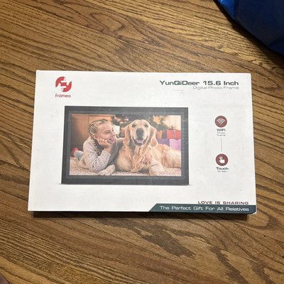 YunQiDeer Frameo 15.6in IPS Wi Fi Digital Photo Frame 64GB Touch Calendar Black