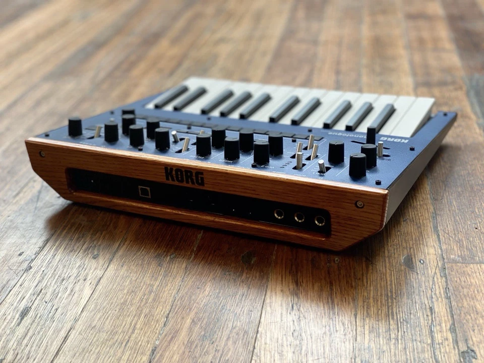 Korg Monologue Analogsynthesizer - Bild 2 von 4