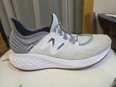 New Balance Womens Fresh Foam Roav Running Shoe Size 11B Womens