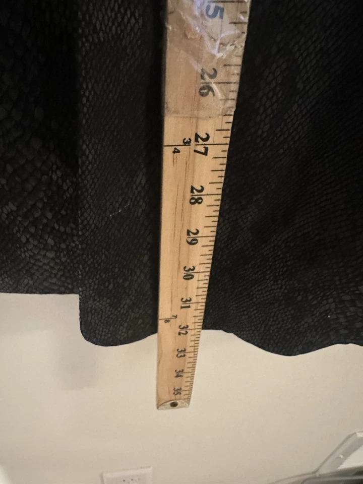 Lane Bryant Woman Snakeskin Black Blazer Size 28 - Image 4 of 4