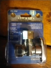 NEW  Plumb Pak PP51-1PCLF 1/4 Turn Angle Shut-Off Valve 1/2 X 1/2 in FIP X OD