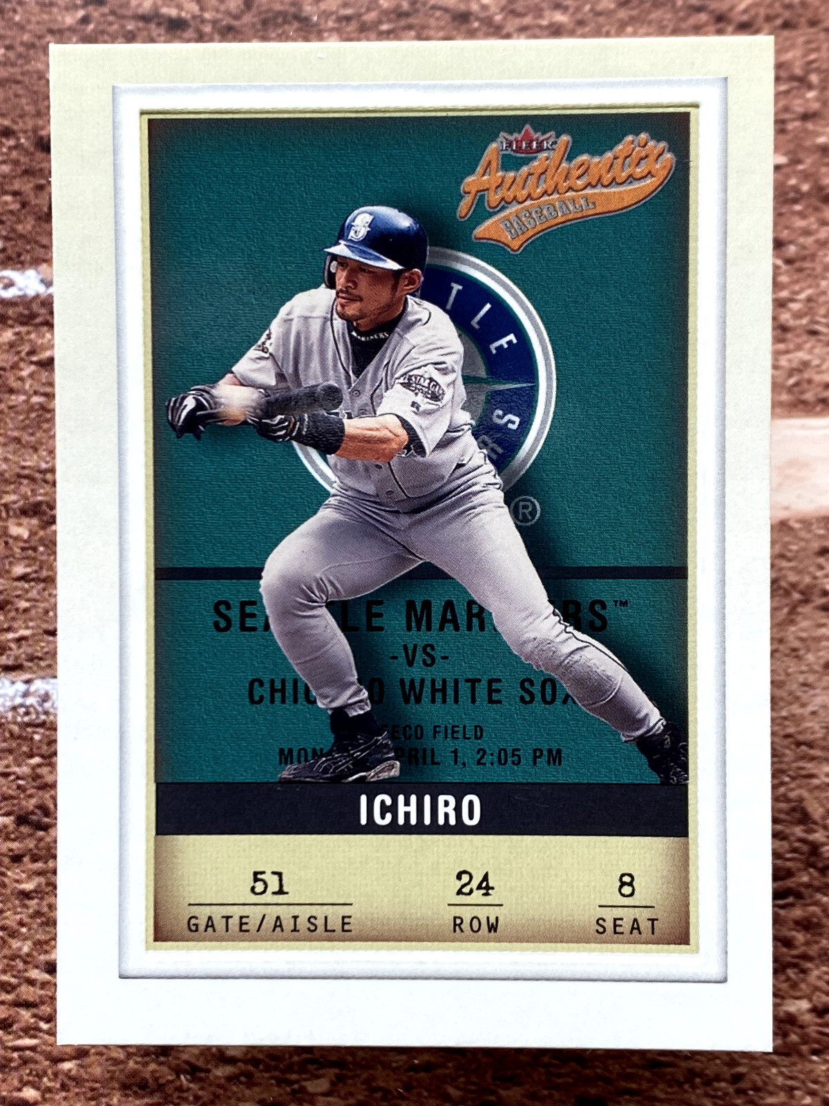 Ichiro Suzuki 2002 Fleer Authentix #24 Seattle Mariners