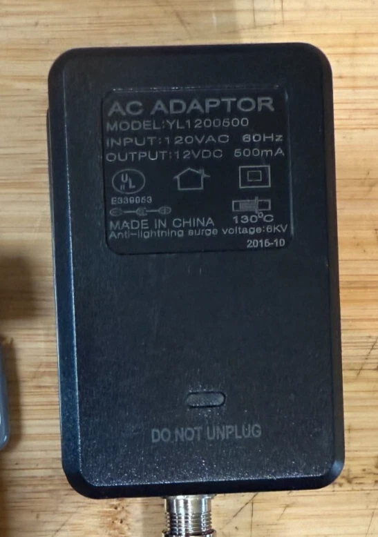 ANTRONIX VolP Residential Amplifier VRA500B Output Ports 1-4 W/AC Adapter &Cable - Image 3 of 4