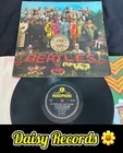 The Beatles - Sgt Pepper LHCB 1969 UK *Stereo* *Y&B* *NO SIUK* Complete EX/VG+