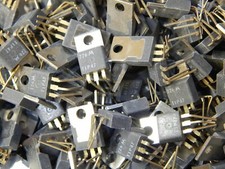 MOTOROLA TIP47 PNP BJT 250V 1A TO-220AB TRANSISTOR - LOT OF 100 TRANSISTORS