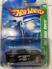 Hot Wheels 2007 Regular Corvette C8R. 04 of 12. Black w/ 10 Spoke Gold Wheels