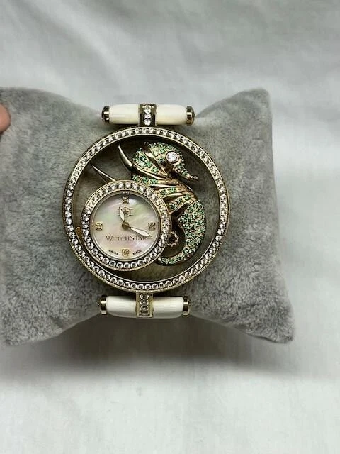 Reloj limitado de diamantes y circonitas hecho en Suiza WatchStar DivaStar Seahorse para dama Foto 2 de 4