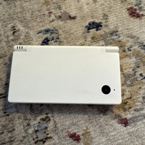 Nintendo DSI White + Game