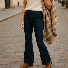 Pilcro  Anthropologie Puddle High Rise Dark Wash Bellbottom Flare Jeans Size 31